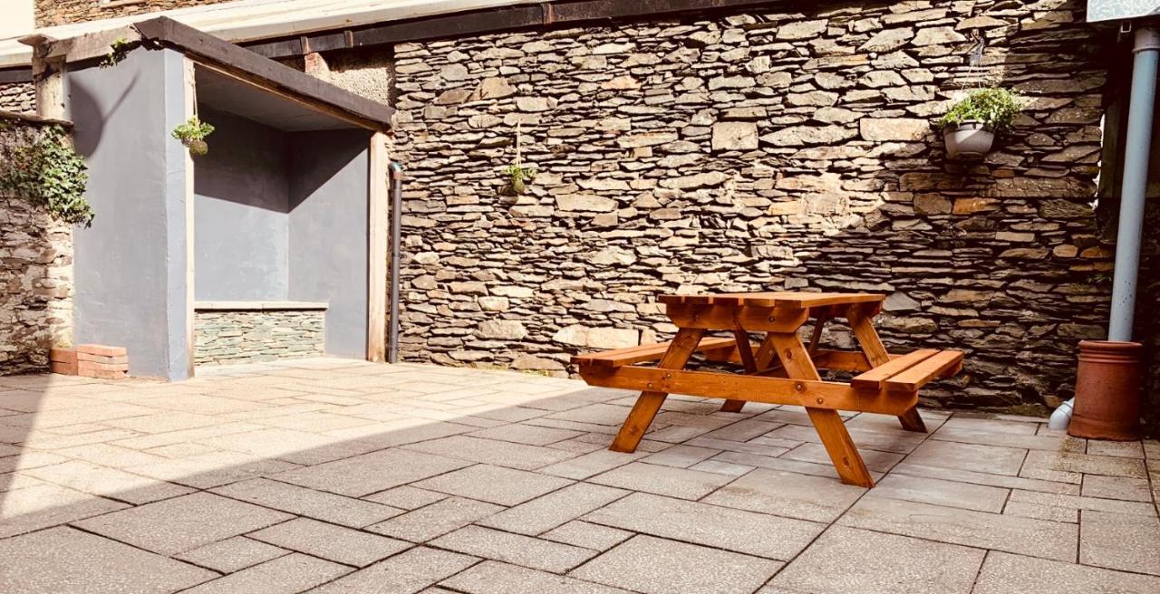 Woodland Cottage - Private Courtyard - Pet Friendly Retreat In The Heart Of Windermere Exterior foto